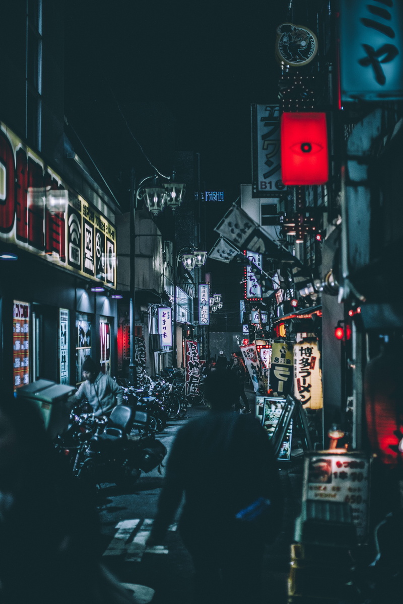 city, light, leisure activity, outdoors, city Life, group of people, built structure, adult, sign, women, Lost, nightlife, people, standing, walking, lifestyles