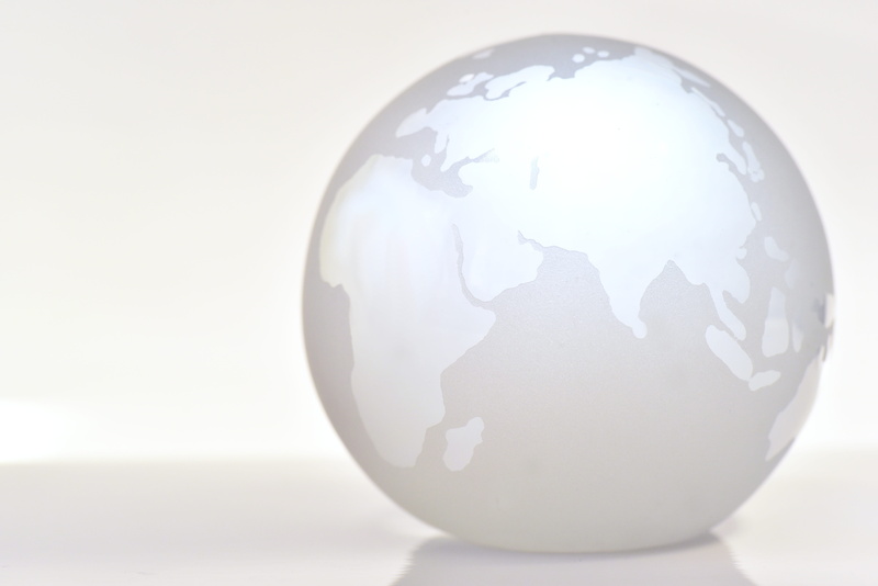 world map, hemisphere, reflection, single object, africa, studio shot, globe - man made object, copy space, europe, world, white, glass, close-up, sphere