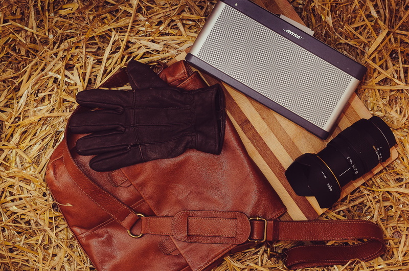 brown, table, still life, technology, wood, bose, wood - material, bag, speaker dock, high angle view, speaker, 1080P, fashion, communication, sling bag