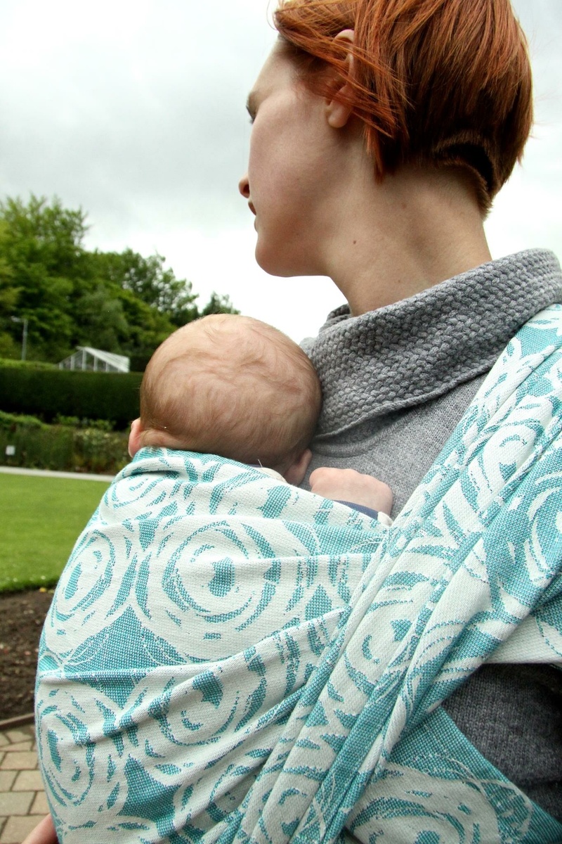 child, adult, sling, nature, woman, young adult, women, outdoors, baby, side view, sitting, relaxation, carrying, lifestyles, newborn, pattern, hairstyle