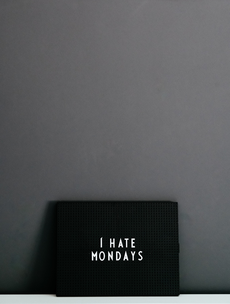 5K, gray background, studio shot, black color, data, monday, single object, close-up, gray, communication, inscription, copy space, mondays, indoors, nameplate