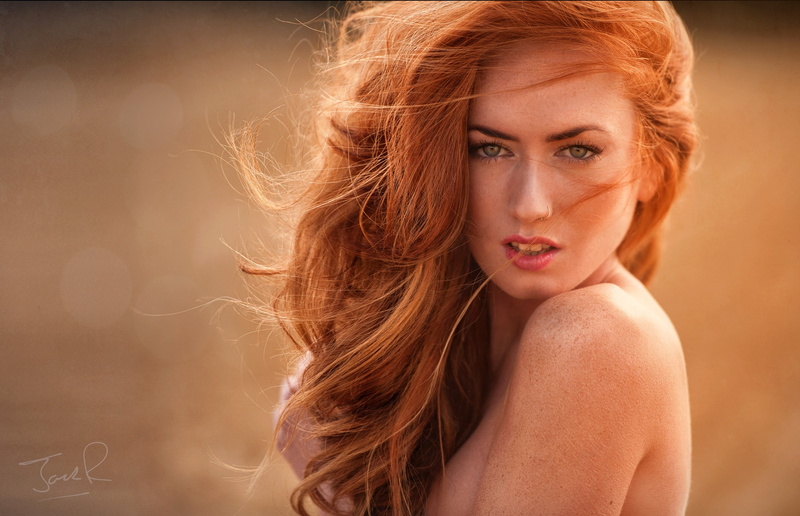 beautiful woman, Jack Russell, looking at viewer, looking at camera, hairstyle, hair, model, beauty, fashion, dyed red hair, human hair, long hair, Jenny OSullivan