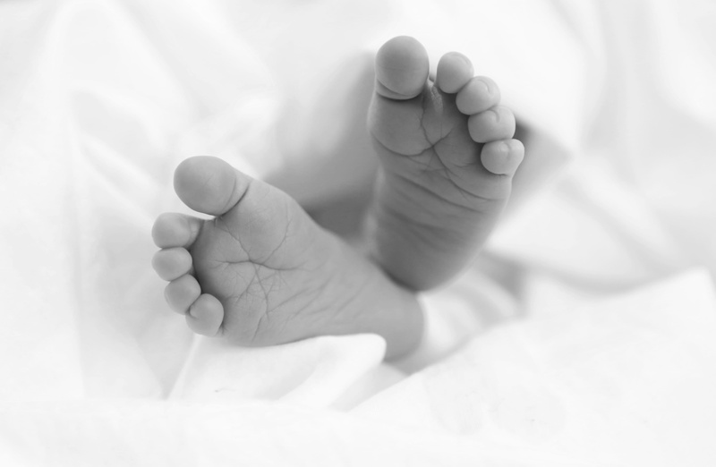 human toe, black, human, body part, human leg, barefoot, innocence, babyhood, human body part, childhood, baby, close-up, 3d, indoors, finger, human limb