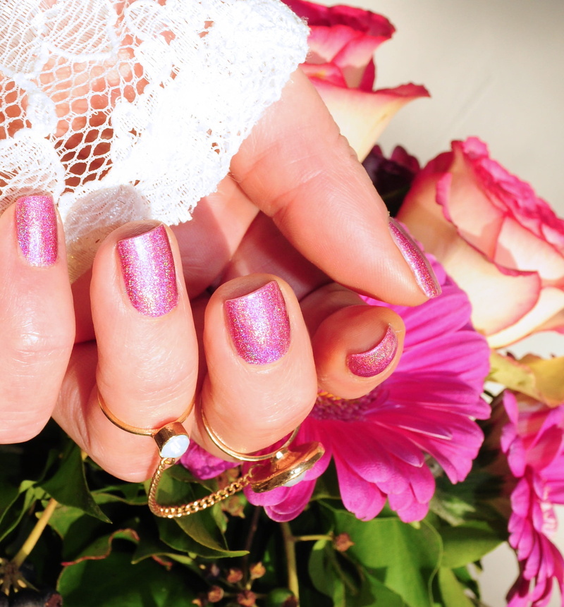 purple, left, person, plant, s, vulnerability, Nail Varnish, body part, freshness, hand, Beauty, real people, nail design, Fingernails, paint, adult, cosmetics
