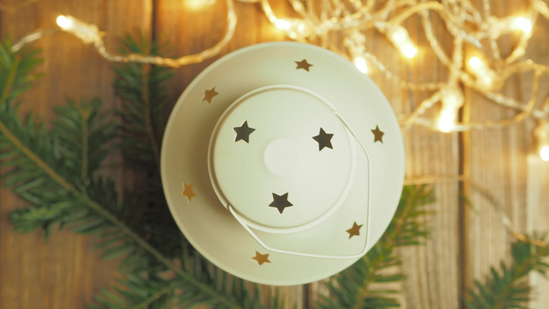 white, christmas decoration, circle, food, interior design, christmas, defuser, focus on foreground, meal, dish, shape, gold colored, coffee table, plant