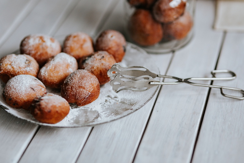 no People, delicious, table, still life, food and drink, flowers, baked, breakfast, indoors, polish, powdered sugar, Traditional, Pączki, sugar, wood - Material