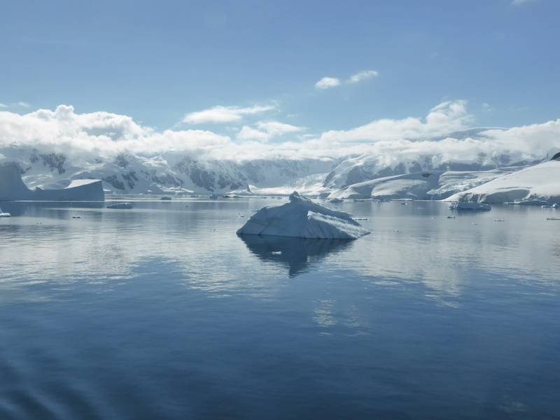 glacier, icebergs, 2K, cold temperature, water, ice floes, reflection, non-urban scene, sky, scenics - nature, floating on water, antarctic peninsula