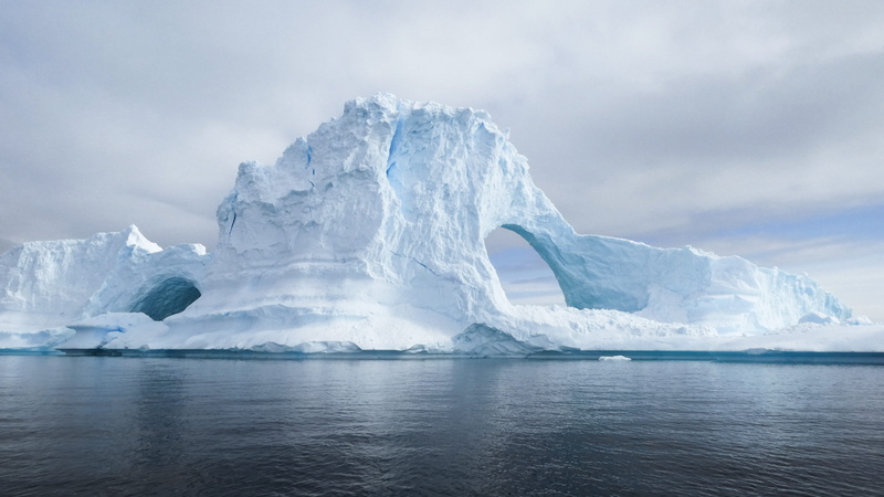 underwater, nature, environment, beauty in nature, sky, no people, sea, countryside, tranquility, 2K, landscape, antarctic, outdoors, cold temperature