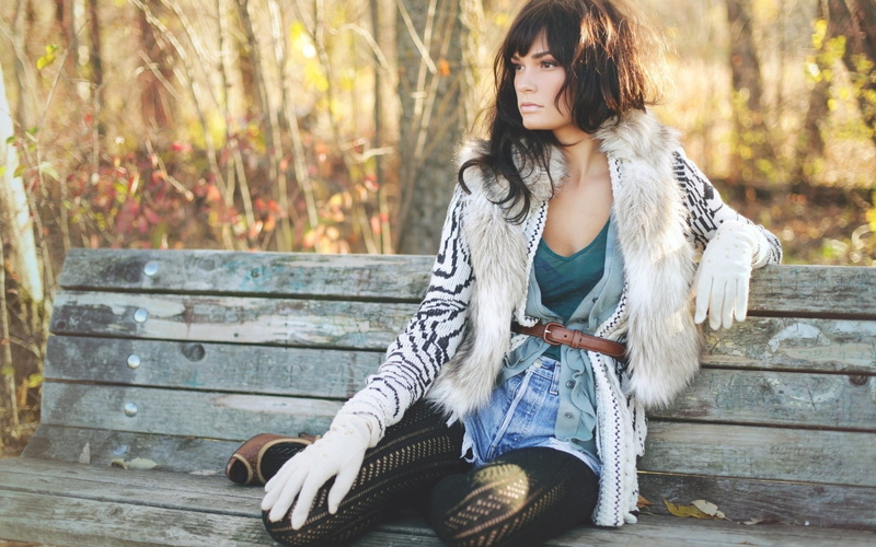 young adult, park, hairstyle, park bench, brown eyes, belt, bench, sitting, lifestyles, young women, beauty, real people, long hair, 1080P, casey carlson