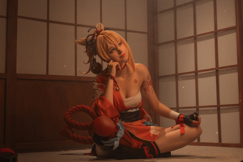 red clothing, short hair, bandage, sarashi, blonde, video games, 1080P, kimono, women indoors, women, indoors, video game girls, Yoimiya (Genshin Impact)