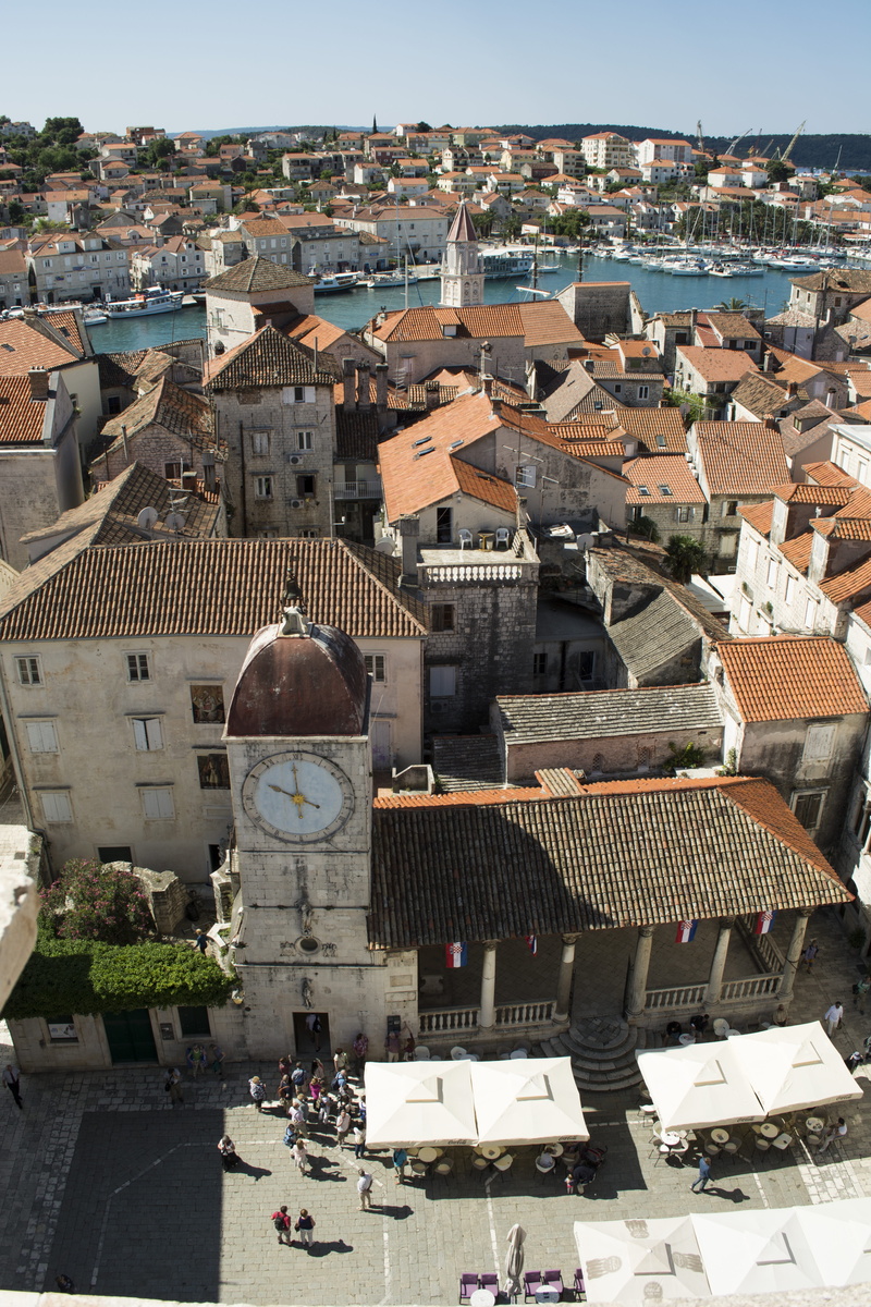 outdoors, built structure, travel, nature, croatia, city, dalmatia, architecture, residential district, high angle view, townscape, trogir, roof, water