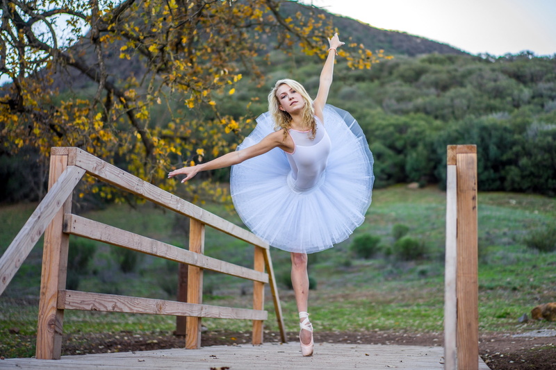 women, 2K, women outdoors, ballerina, dancer