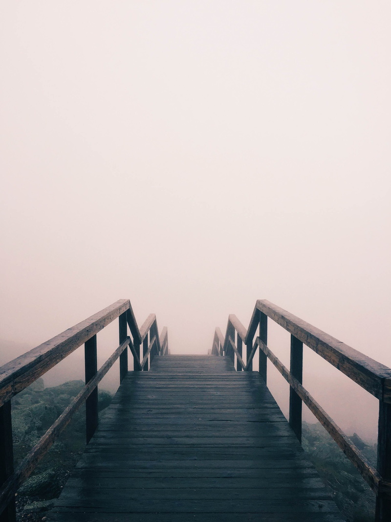 wood - Material, jetty, bridge, sky, photo, sea, built structure, stairway, copy space, slope, long, wooden, tranquil Scene, boardwalk, lake, fog, pathway
