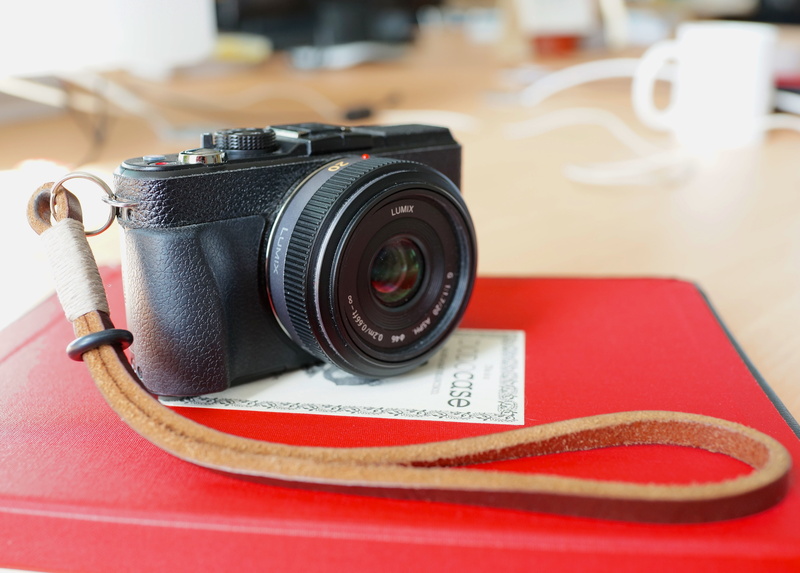 red, photo, strap, asahi, equipment, camera, black, photography Themes, book, dslr, aki, red book, panasonic lumix gx1, lens - Optical Instrument, DSLR camera