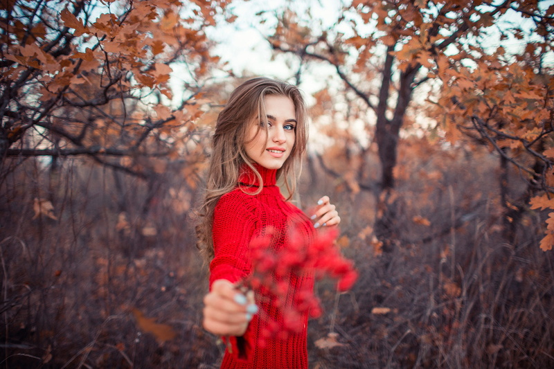 rowan, leaves, brunette, trees, portrait, women outdoors, tanyasuun, 1080P, sweater, women, Sergey Shatskov, long hair, fall, blue eyes, face