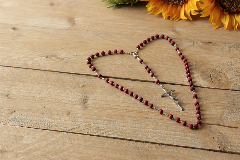 creativity, Prayer, day, nature, 5K, bead, decade of the rosary, red, Cross, art and craft, symbol, table, decoration, the rosary, love, high angle view