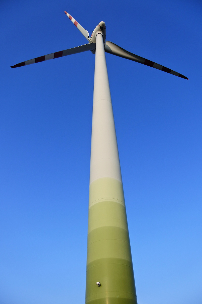 current, clear sky, alternative energy, blue sky, power in nature, turbine, wind energy, nature, tall - high, wind turbine, directly below, architecture