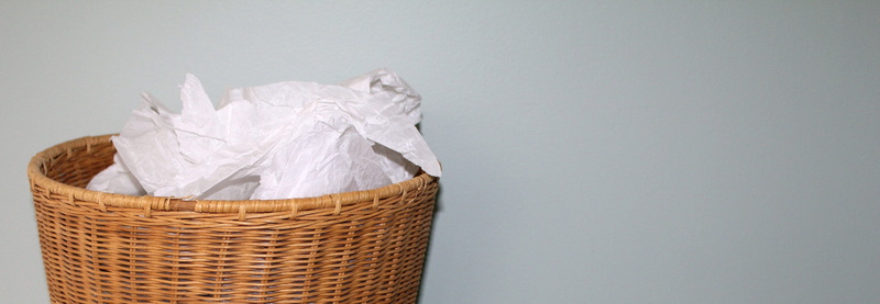 texture, header, container, rubbish, garbage, bin, white color, poster, plastic bag, single object, dispose, gray background, wicker, copy space, throw