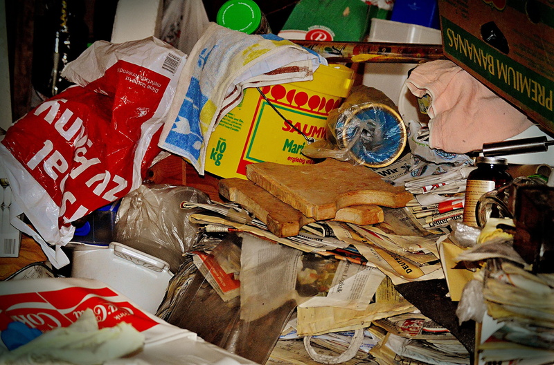 day, 2K, compulsive, paper, plastic bag, help, dirt, Syndrome, messie syndrome, bottle, dirty, still life, indoors, bag, messie, large group of objects