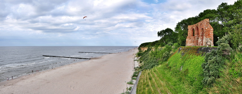 travel destinations, the coast, beach, sea, horizon over water, water, abrasion, building, polish coast, scenics - nature, church, history, 5K, the baltic sea