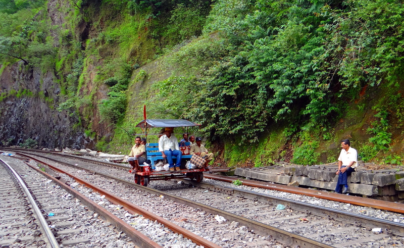 railroad track, day, railway track, outdoors, travel, mode of transportation, people, track, train - vehicle, tree, real people, public transportation