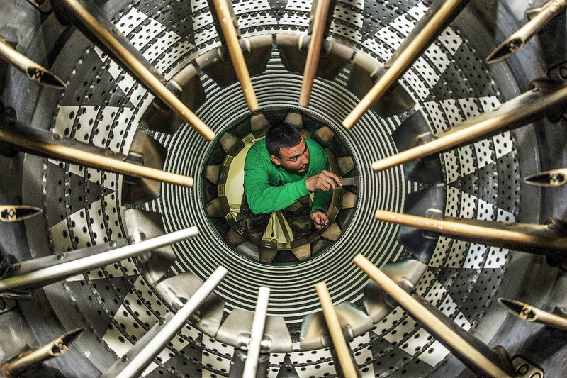 man, green, aviation, men, industry, control, metal, 1080P, people, complexity, sweater, indoors, afterburner inspection, machinery, engine, military
