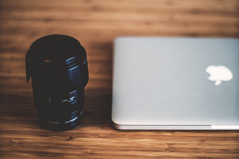 high angle view, desk, pen, laptop, computer, lens, writing instrument, Camera lens, laptop computer, connection, camera, technology, close-up, no People