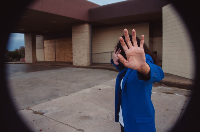 leisure activity, blazer, building, hair, blue, brunette, obscured face, long hair, building exterior, white shirt, hand, hands, 4K, mixed girl, men, united states