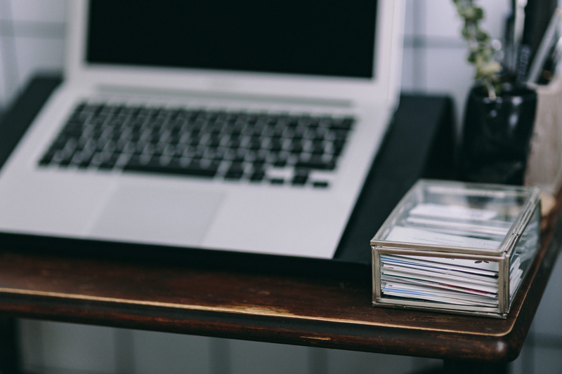 computer network, internet, business cards, phone, wooden desk, no People, cards, office, computer Monitor, copy space, empty notebook, computer, pen, 4K