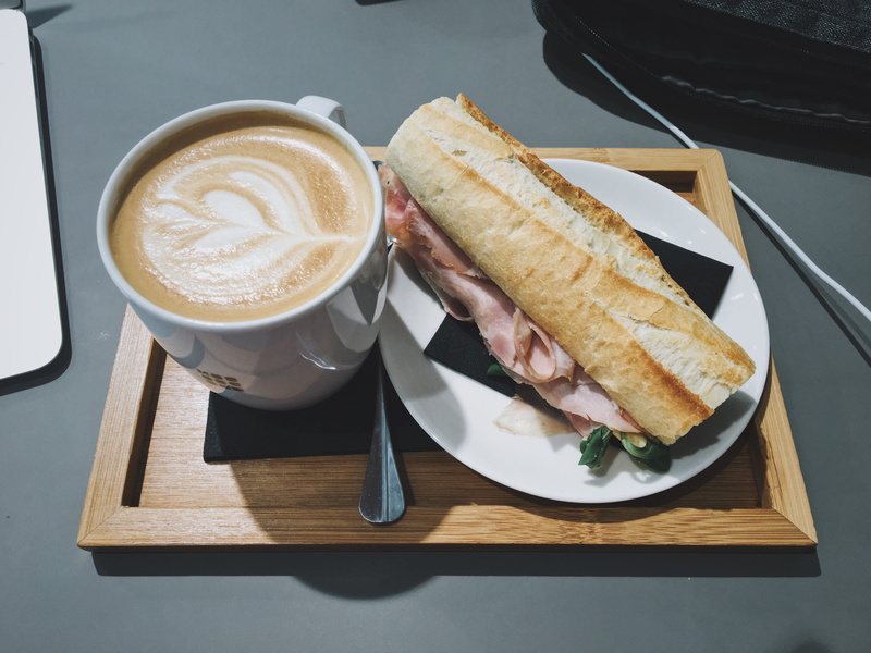 italy, hot drink, food and drink, spoon, kitchen utensil, eating utensil, tech, sandwich, milano, cup, latte, frothy drink, drink, zona 1 centro storico