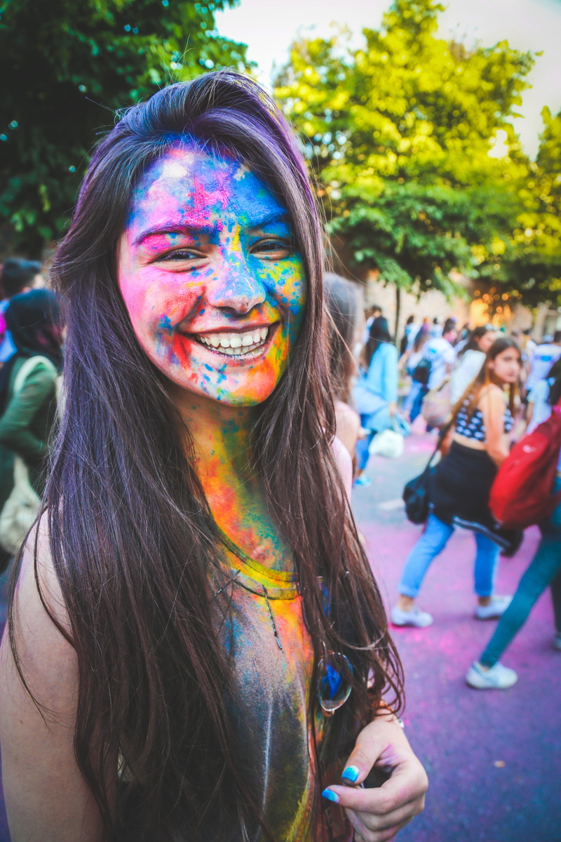 fashion, hairstyle, holi, beautiful, art, powder paint, real people, multi colored, wear, smile, happy, enjoyment, hair, person, outdoors, incidental people