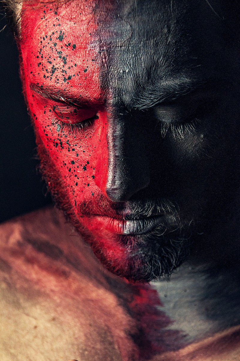 contemplation, home decor, front view, one person, paint, young men, leisure activity, facial hair, cat, lip, mammal, close-up, men, serious, headshot