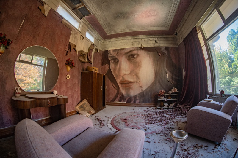 hip, domestic room, sofa, no people, living room, technology, 5K, history, furniture, window, ruin, house, home decor, architecture, messy, deco, lighting equipment