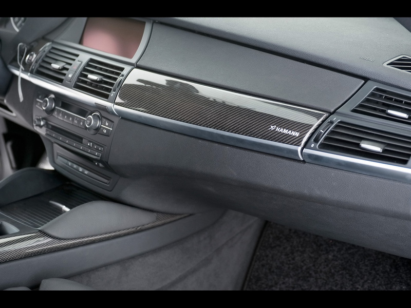 technology, close-up, modern, connection, luxury, 1080P, music, communication, car, day, wireless technology, mode of transportation, motor vehicle, indoors