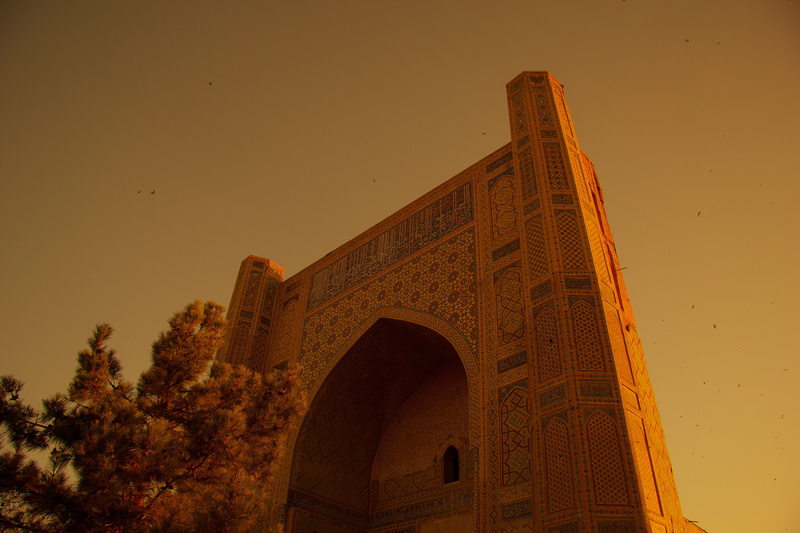 ancient civilization, sky, middle asia, the ulugh beg madrasah, photography, building, religion, clear sky, the past, low, village, mausoleum of sheibanids