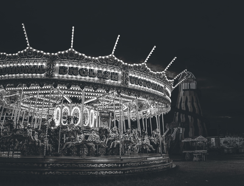 carousel, text, 4K, built structure, outdoors, night, nature, illuminated, city, photo, tower, building exterior, helter skelter, architecture, photography