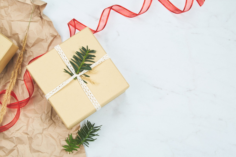Holidays, copy space, paper, decoration, no people, Craft/DIY, box - container, wrapped, Christmas, high angle view, surprise, celebration, package, indoors