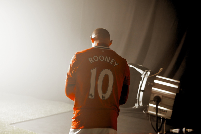 standing, one person, portrait, s, occupation, copy space, men, football, sportsman, safety, player, Manchester United, form, rear view, Wayne Rooney, 2K