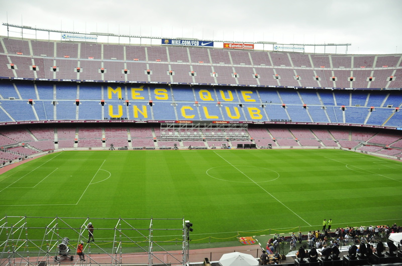 large group of people, stadium, team sport, built structure, Camp Nou, soccer, real people, spectator, group of people, match - sport, nature, men, sport
