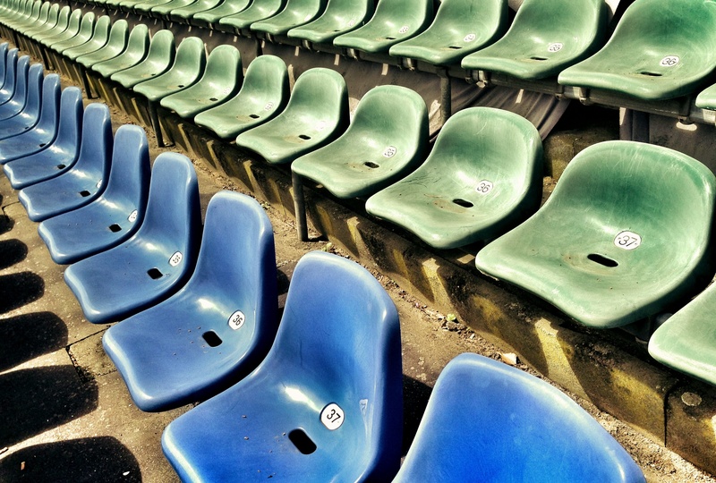 arrangement, sit, background, green color, bucket seats, club, side by side, gang, in a row, 2K, empty, stadium, absence, games, sport, grandstand, theater