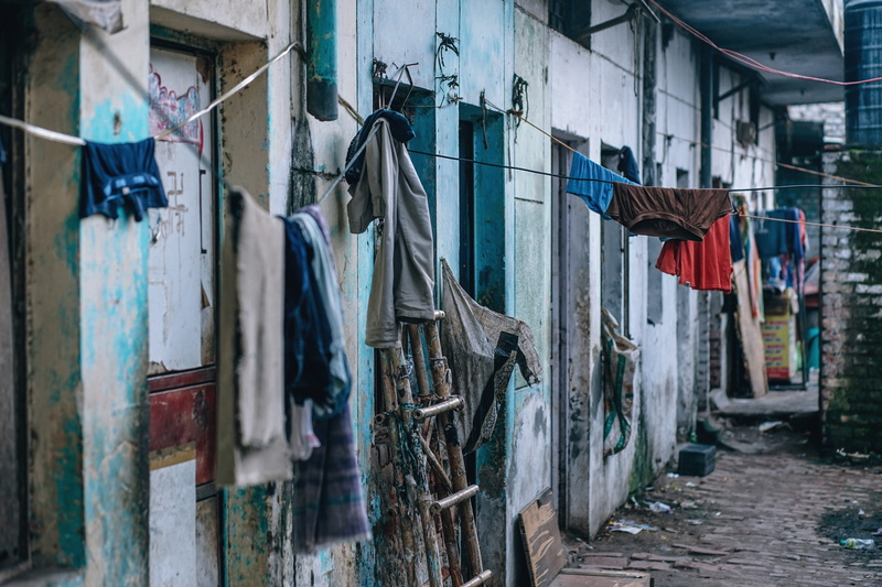 hanged, city, facade, houses, built structure, home, textile, cloth, industry, drying, clothesline, people, building, clothes, living, aftermath, laundry