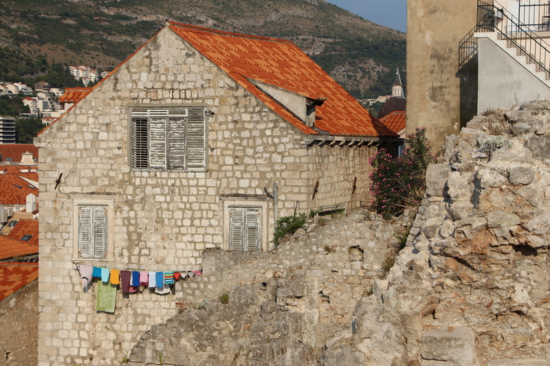 window, roof tile, architecture, nature, 5K, no people, day, town, building, house, built structure, residential district, solid, dubrovnik, outdoors