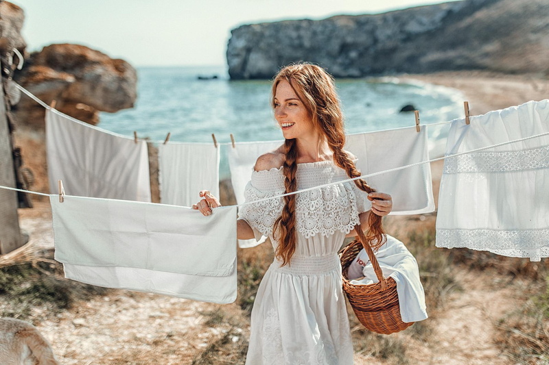 women, long hair, braids, redhead, 1080P, women outdoors, smiling, model, laundry, bare shoulders
