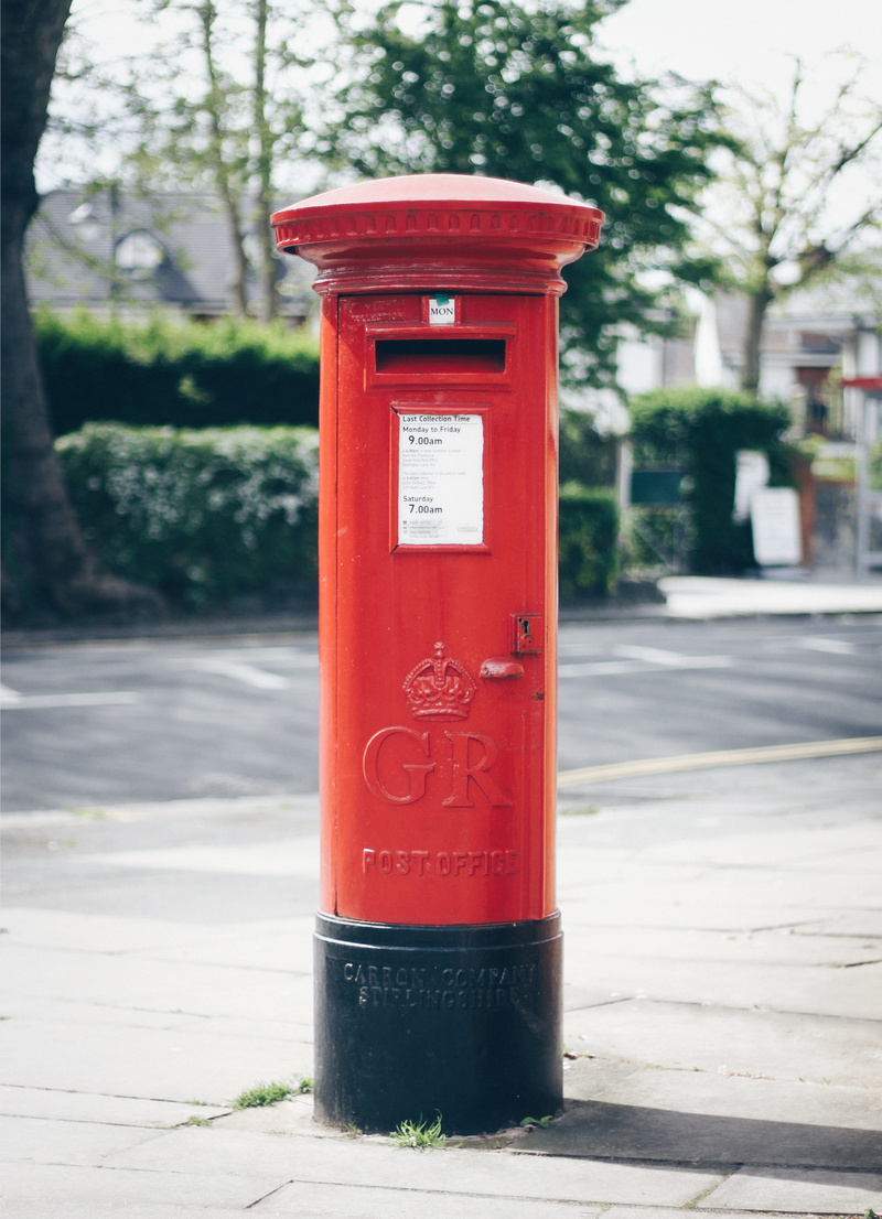 gr, post, architecture, correspondence, sidewalk, mailbox, landmark, container, jar, red, royal mail, outdoors, parcel, 4K, london, focus on foreground