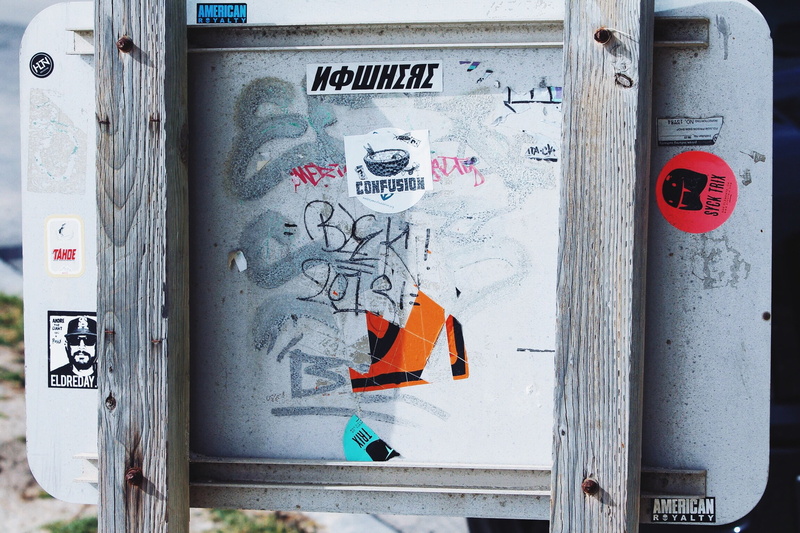 security, wall, western script, text, gate, metal frame, paper, no people, graffiti, building exterior, poster, 1080P, box, outdoors, communication, safety