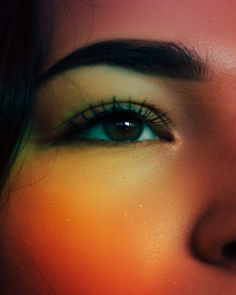 sensory perception, invertebrate, eyeball, human body part, arachnid, eye, hair, one person, real people, eyebrow, person, 2K, contact lens, piercing