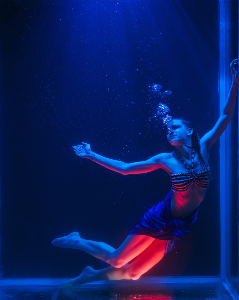dive, motion, conceptual, sport, under water, 4K, water, photo, deep, modern, girl, design, nature, human, underwater, passion, contemporary, fine arts
