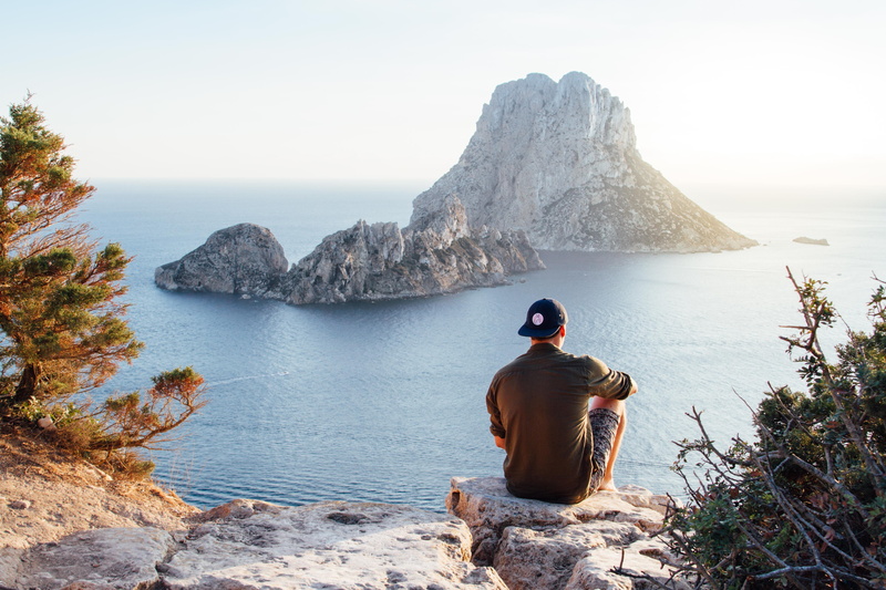 ocean, rock, sitting, tree, adult, rear, leisure activity, sea, scenics - nature, leisure, bay, outdoors, scenic, relaxation, nature, fashion, sky, seashore