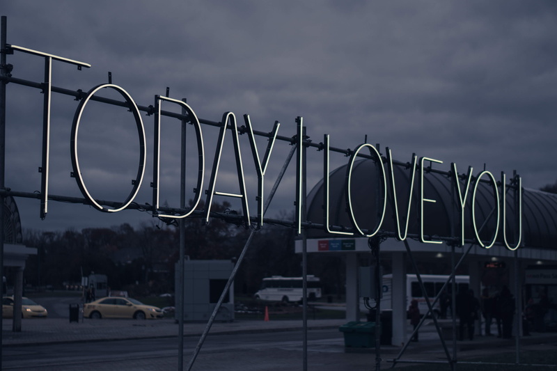neon sign, sign, circle, i love you, architecture, niagara falls, day, western script, cloud - sky, niagara, metal, sky, night, canada, built structure