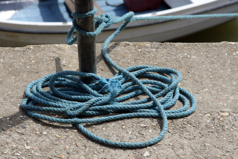 knot, pattern, close-up, nautical, nautical vessel, indoors, fasten, moor, line, no people, outdoors, tied, Braid, transportation, blue, metal, post, quayside